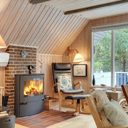 Holiday home Sondervang 4 *