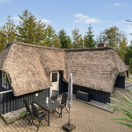 Holiday home Sondervang 4 *